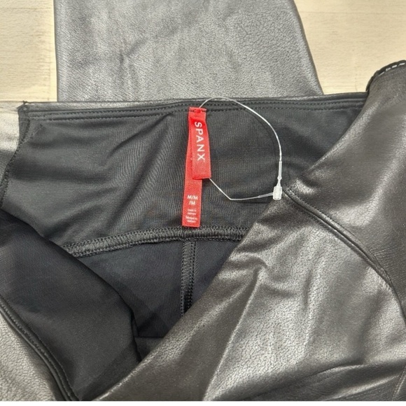 SPANX Faux Leather Stretch Power Waistband Tummy Control Legging Yoga Medium NEW - Picture 13 of 13